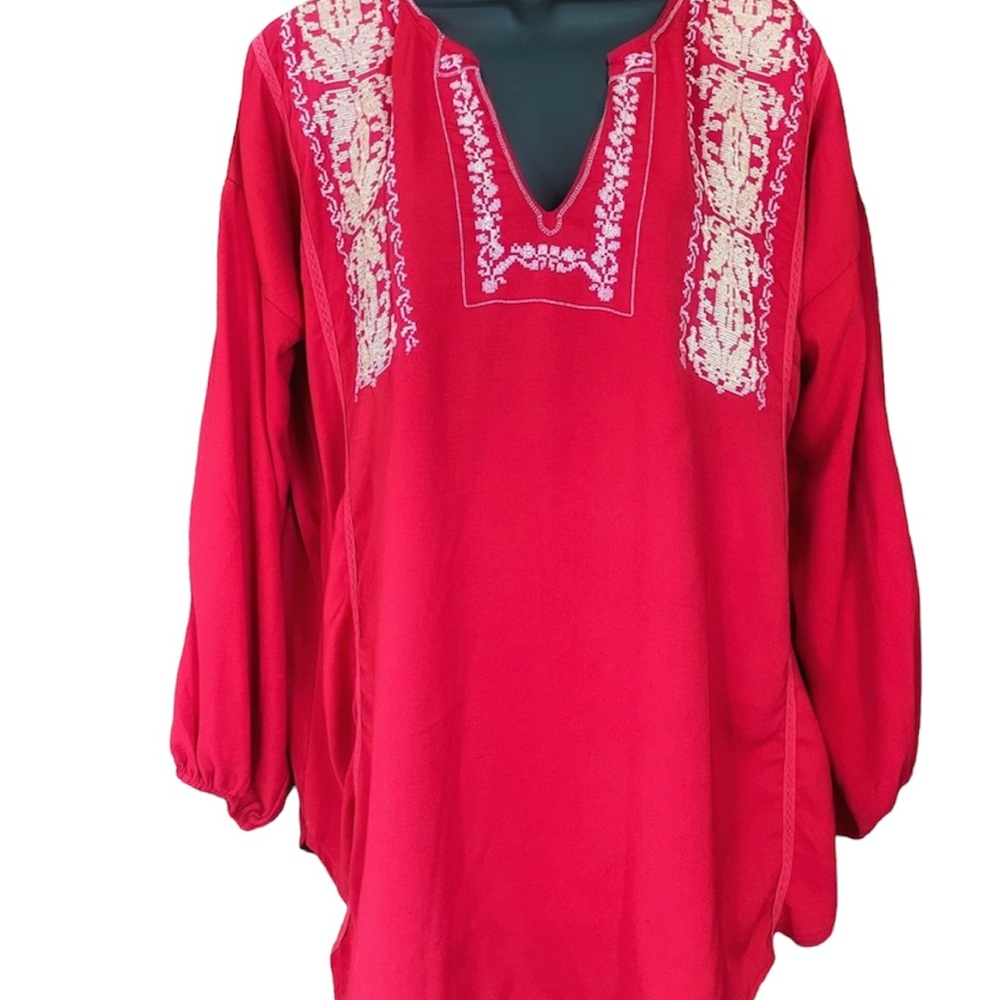 Silky party top with gold embroidery